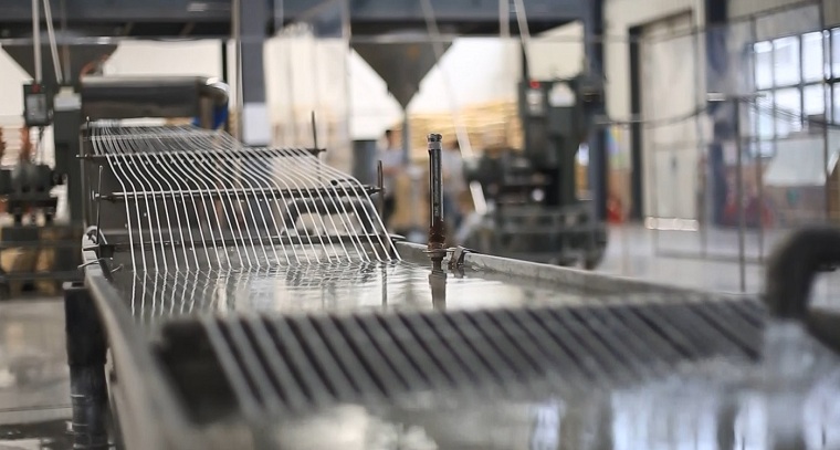 A Comprehensive Overview of PC/ASA Materials for Automotive Interior Rearview Mirrors